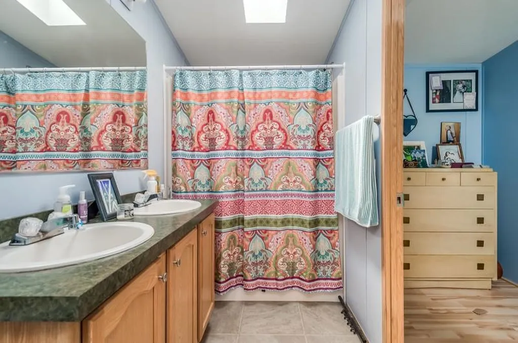 8 Tonka Street Rochester NH 03867