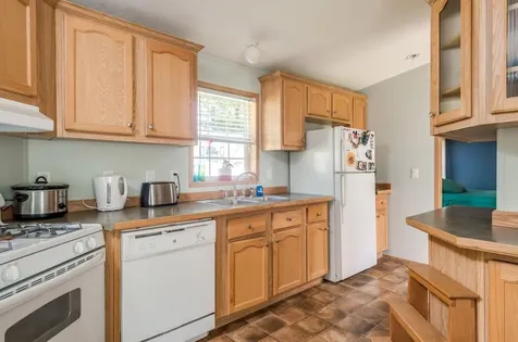 8 Tonka Street Rochester NH 03867