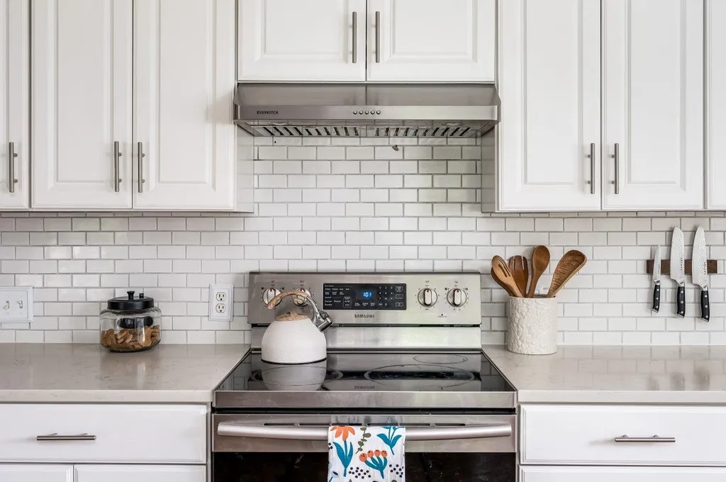40 Crestview Terrace Stratham NH 03885