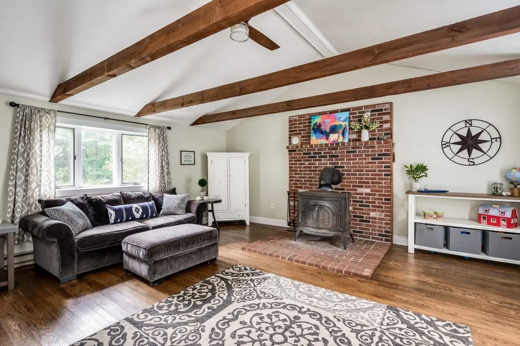 40 Crestview Terrace Stratham NH 03885