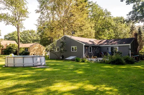 40 Crestview Terrace Stratham NH 03885