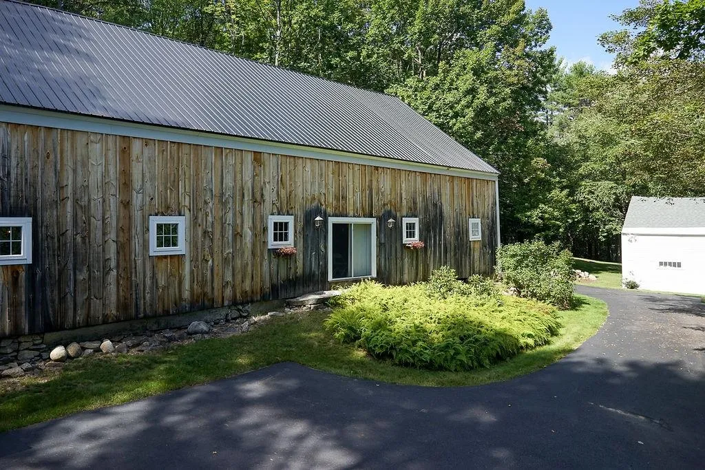 56 Allen Road Wolfeboro NH 03894