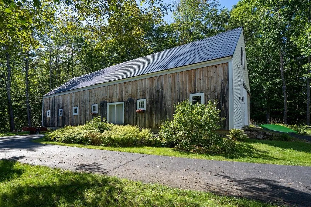56 Allen Road Wolfeboro NH 03894