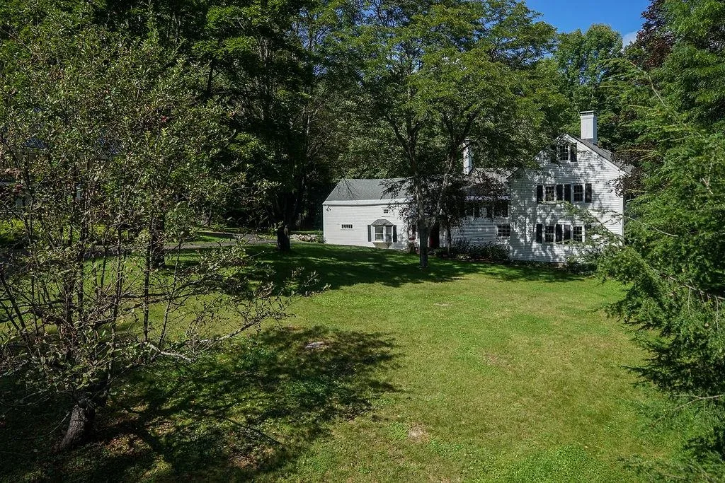 56 Allen Road Wolfeboro NH 03894