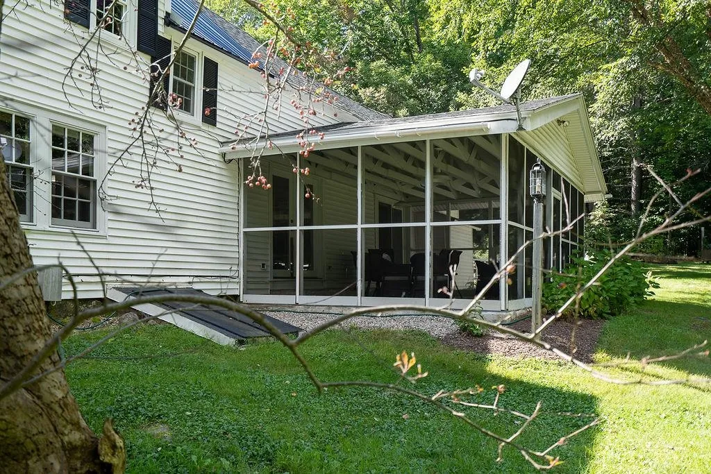 56 Allen Road Wolfeboro NH 03894