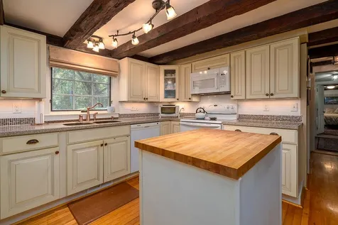 56 Allen Road Wolfeboro NH 03894