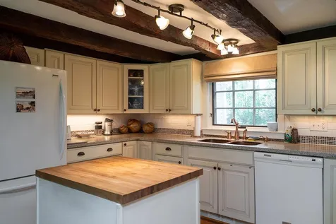56 Allen Road Wolfeboro NH 03894