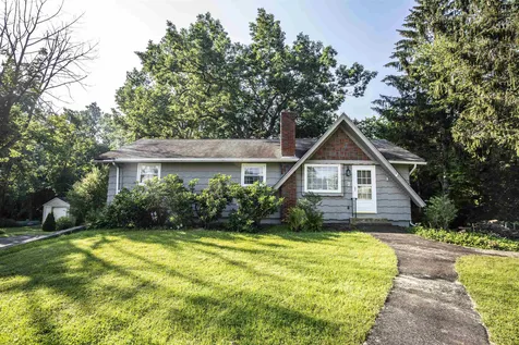 7 Dennis Drive Salem NH 03079