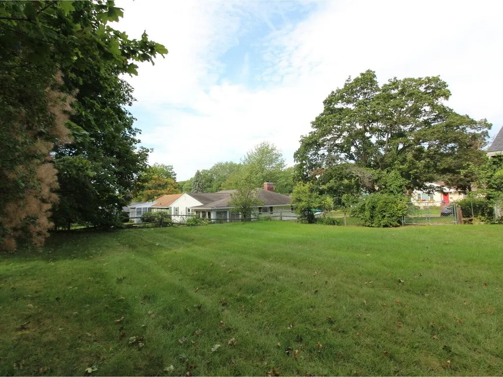 25-33 Killarney Drive Burlington VT 05408