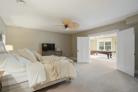 6 Ryan Farm Road Windham NH 03087