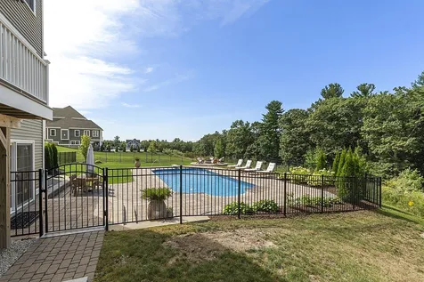 6 Ryan Farm Road Windham NH 03087