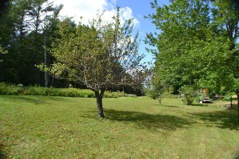 23 Meadow Way New Hampton NH 03256