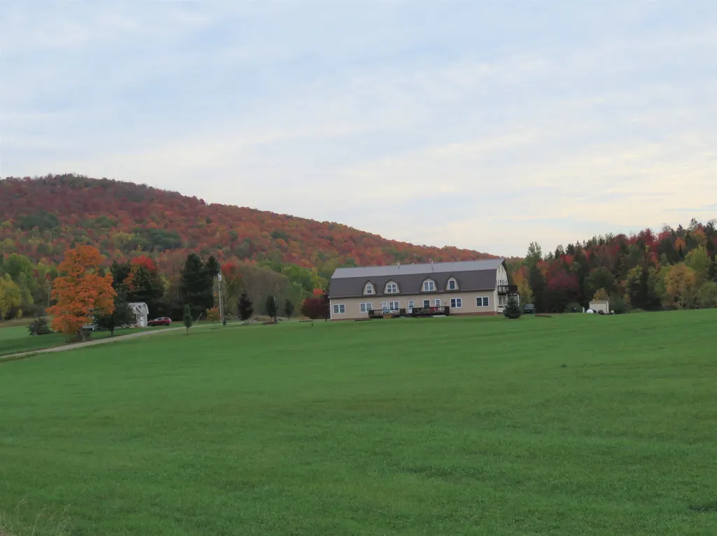 2637 Farrar Road Newport Town VT 05857