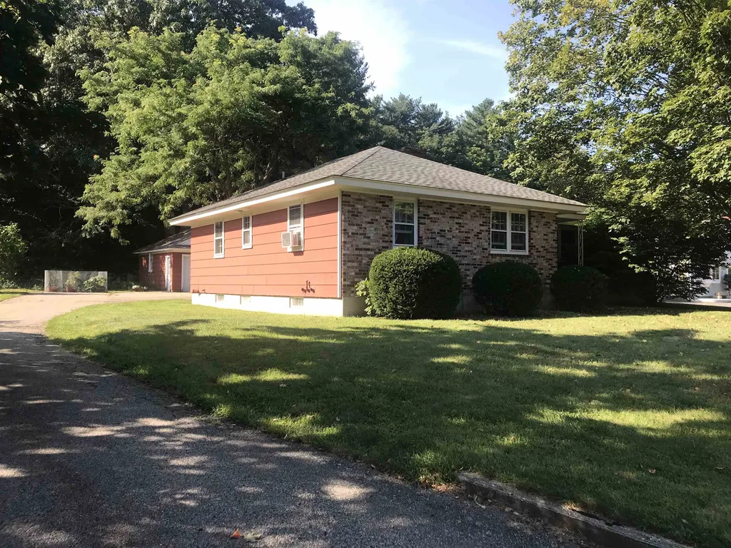 665-667 Wallis Road Rye NH 03870