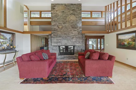 10 Gates Road Hanover NH 03750