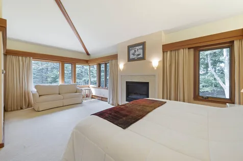 10 Gates Road Hanover NH 03750