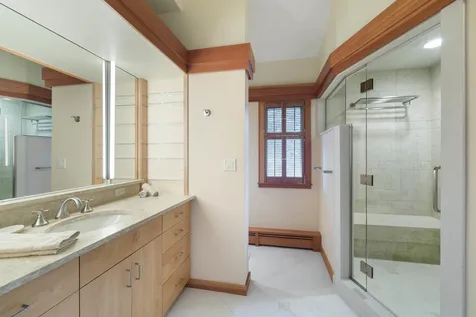 10 Gates Road Hanover NH 03750