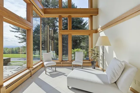 10 Gates Road Hanover NH 03750