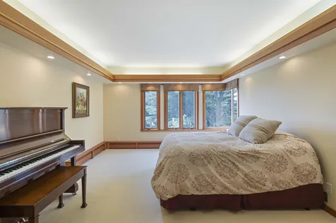 10 Gates Road Hanover NH 03750