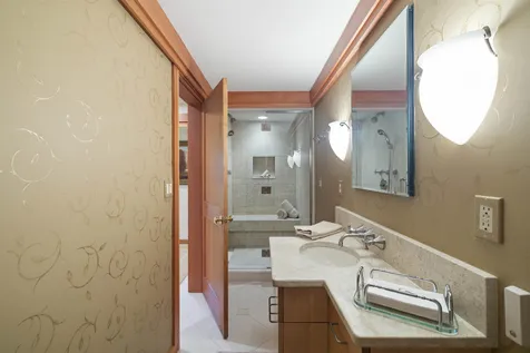 10 Gates Road Hanover NH 03750