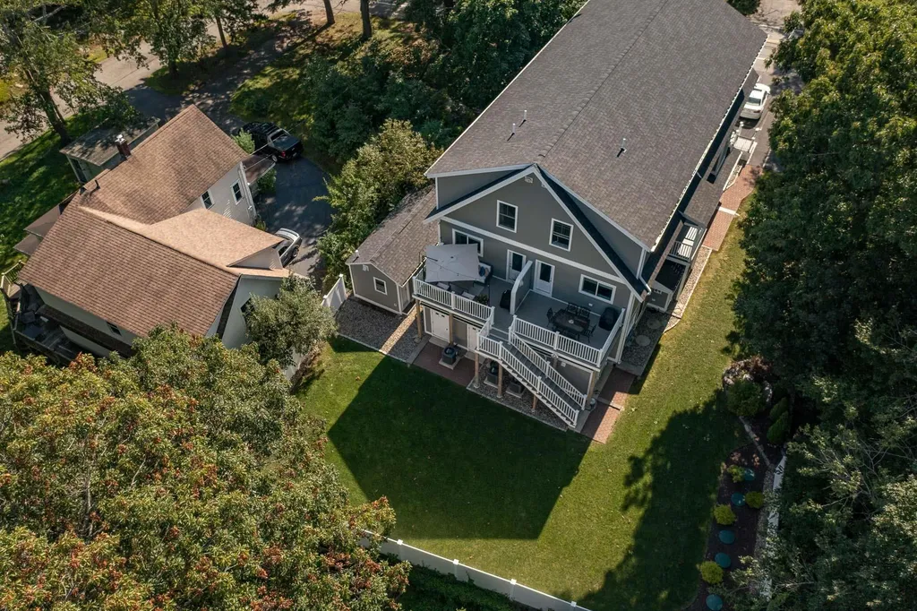 796 Sagamore Avenue Portsmouth NH 03801