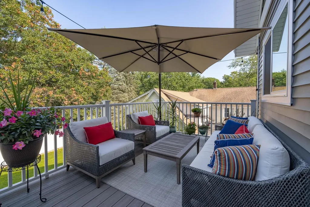 796 Sagamore Avenue Portsmouth NH 03801