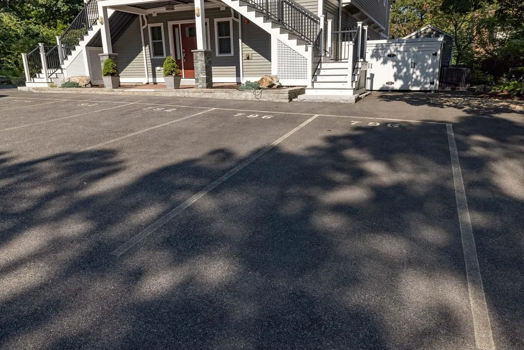 796 Sagamore Avenue Portsmouth NH 03801