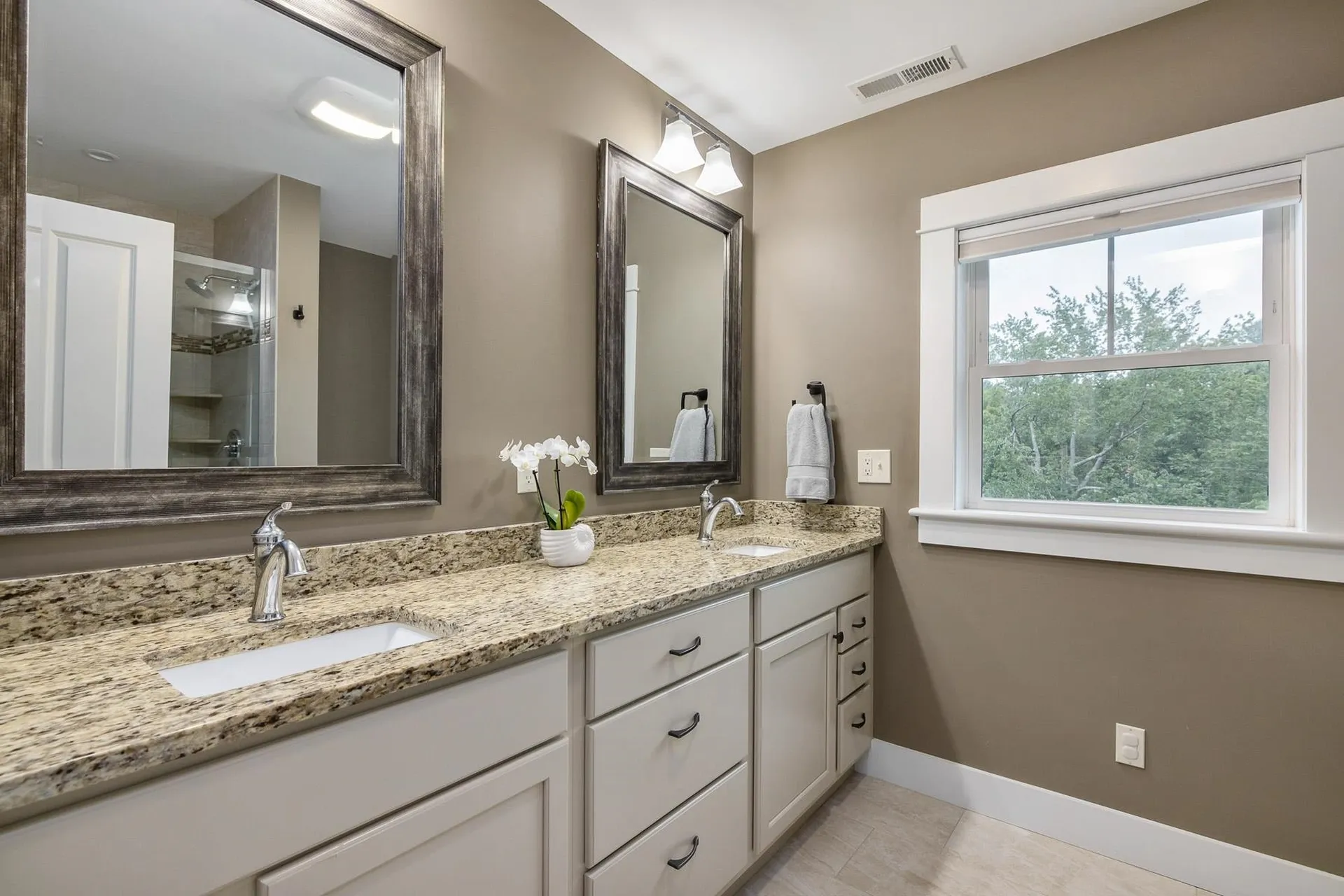 796 Sagamore Avenue Portsmouth NH 03801