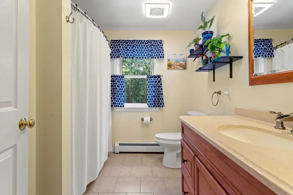 6 Pillsbury Pasture Road Kingston NH 03848