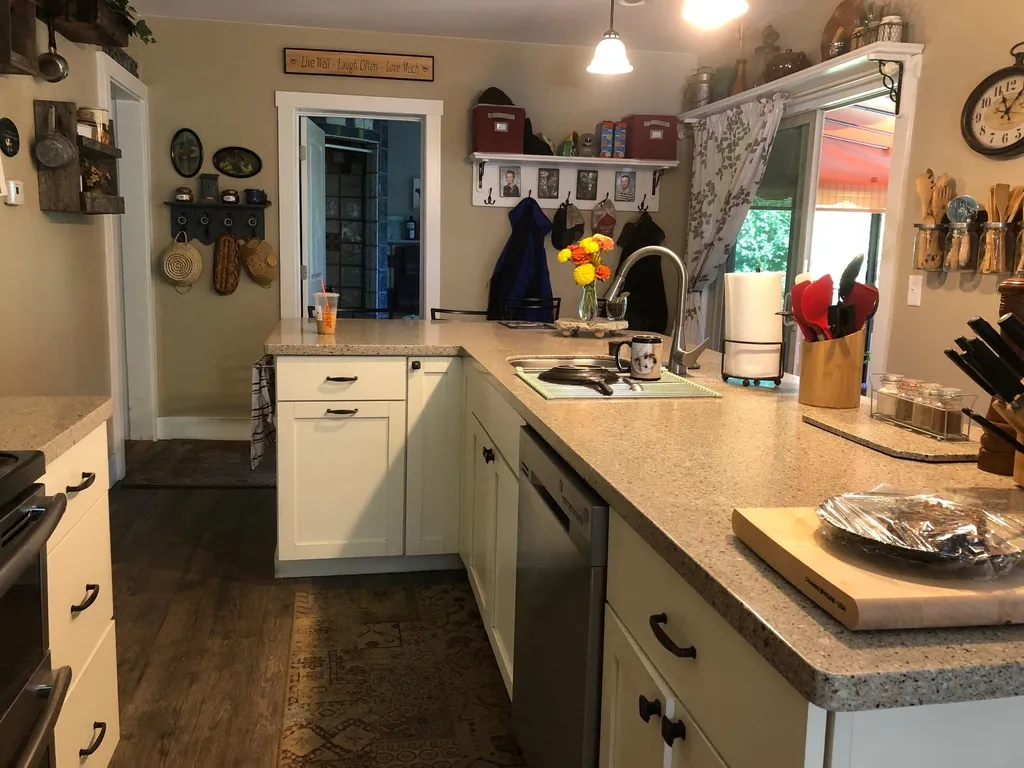4 Spruce Street Rochester NH 03867