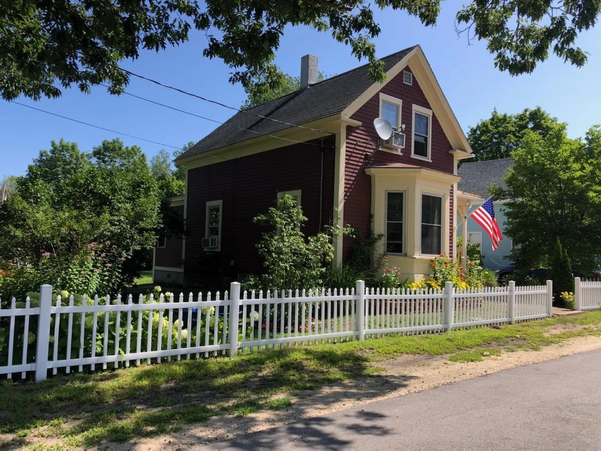 4 Spruce Street Rochester NH 03867