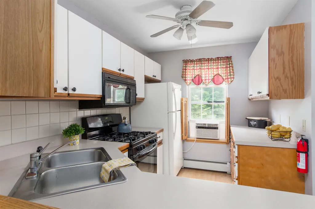66 Starbird Road Jericho VT 05465