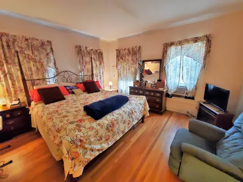 22 Myrtle Street Brattleboro VT 05301