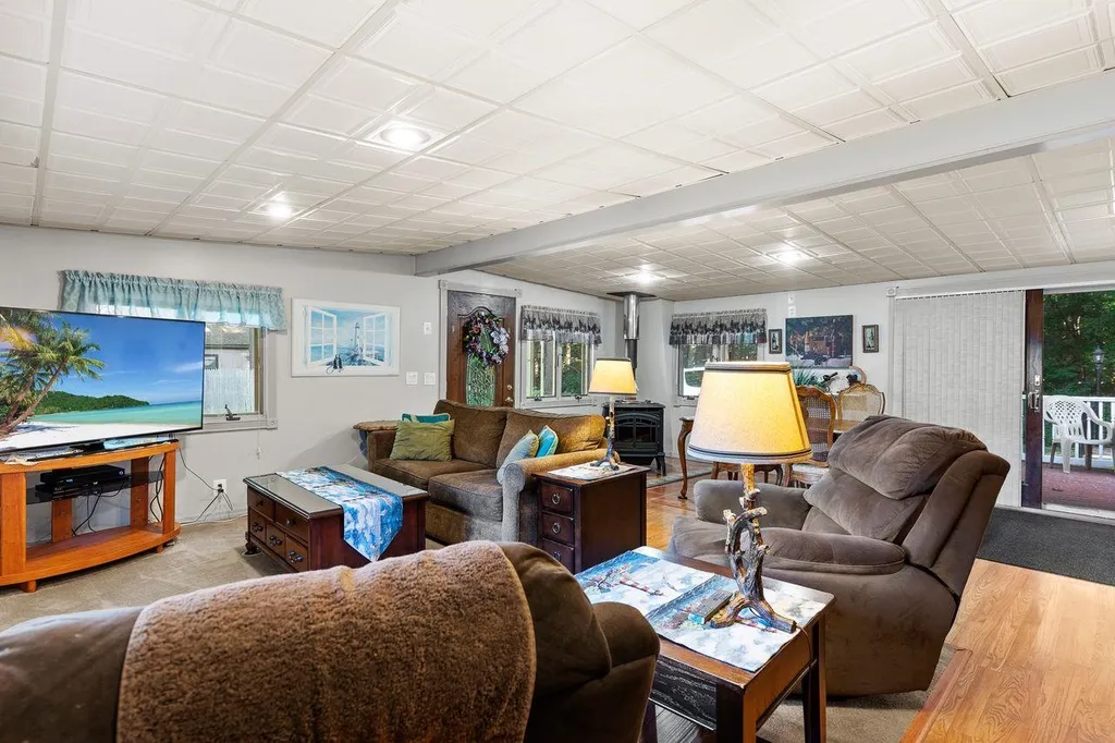 10 Birch Court Seabrook NH 03874