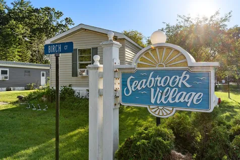 10 Birch Court Seabrook NH 03874