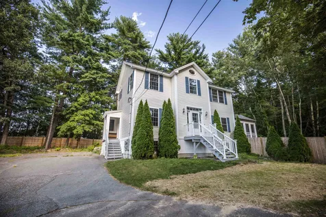 8 Millville Terrace Salem NH 03079