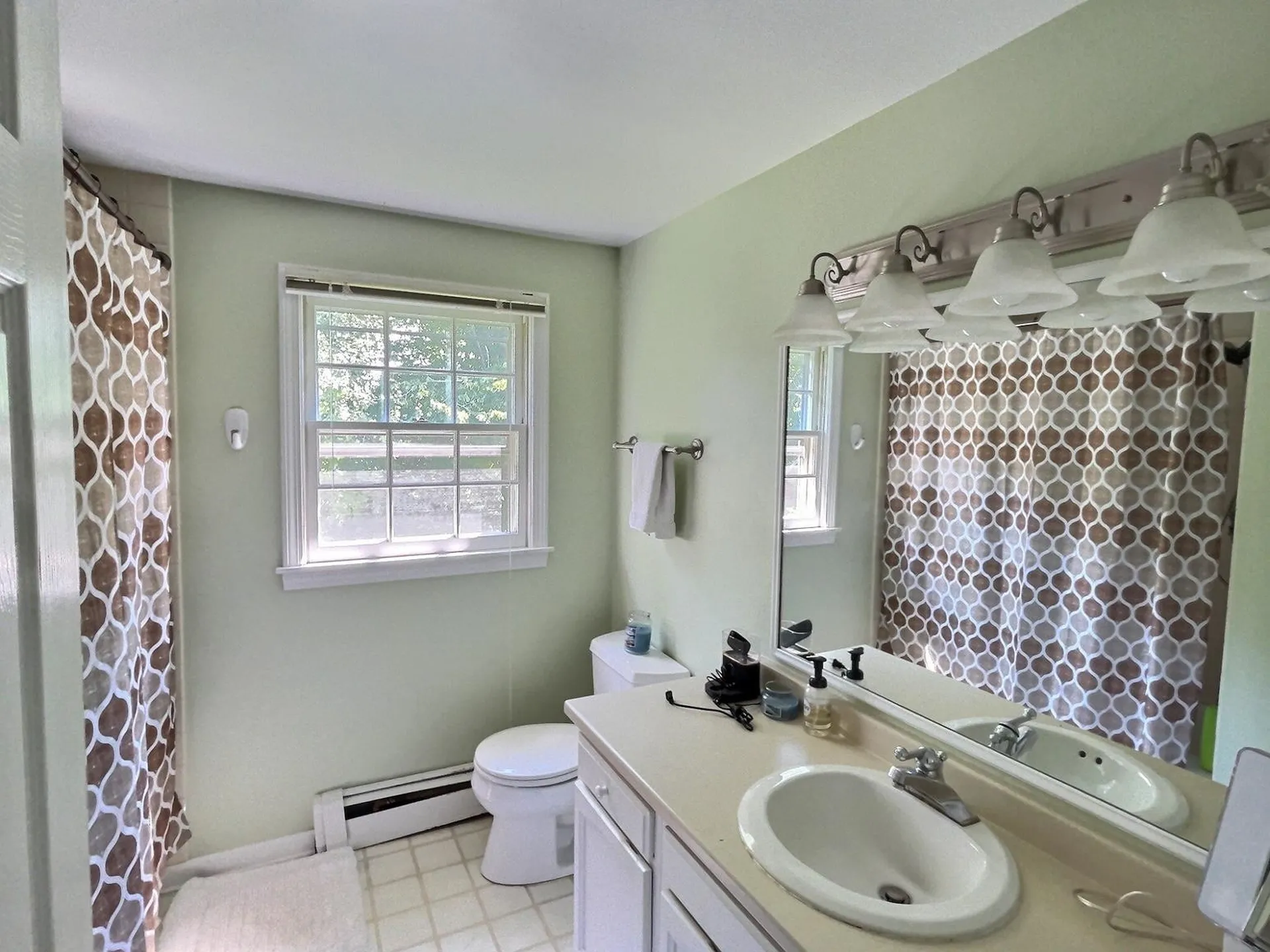 18 Prescott Lane New London NH 03257