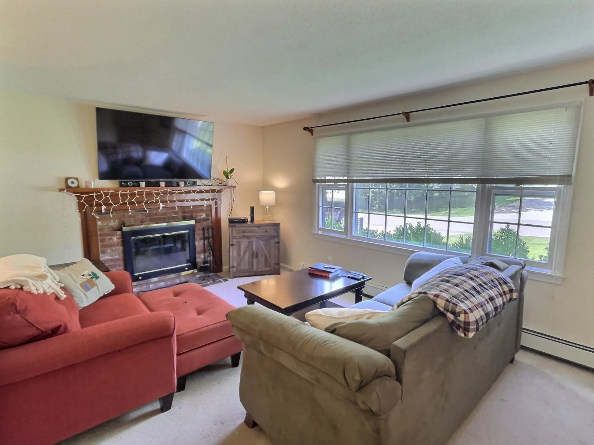 18 Prescott Lane New London NH 03257