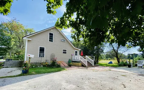 9 Roseland Road Newport NH 03773