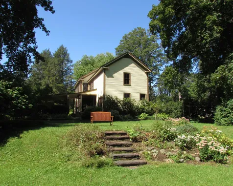 29 Tyler Street Brattleboro VT 05301
