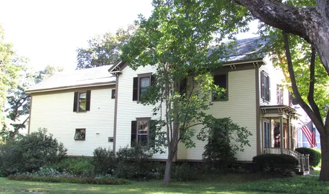 29 Tyler Street Brattleboro VT 05301