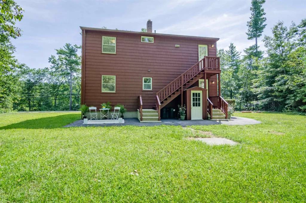 143 Windham Road Pelham NH 03076