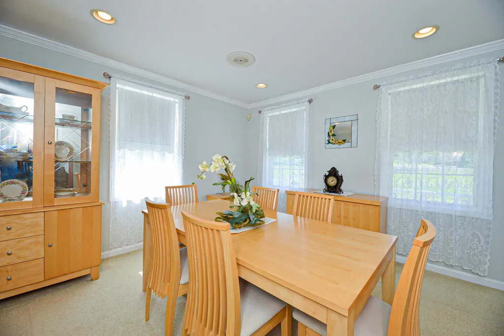 37 Currier Road Pelham NH 03076