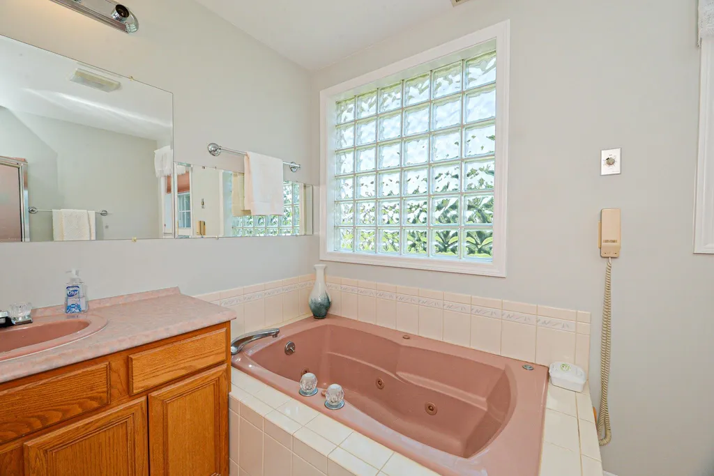 37 Currier Road Pelham NH 03076