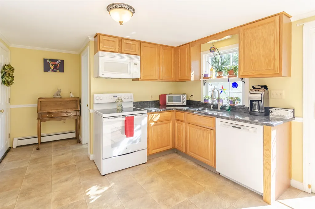 76 N Main Street Salem NH 03079