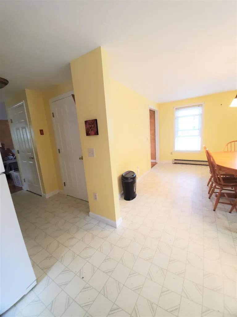 21 Fraser Drive Salem NH 03079