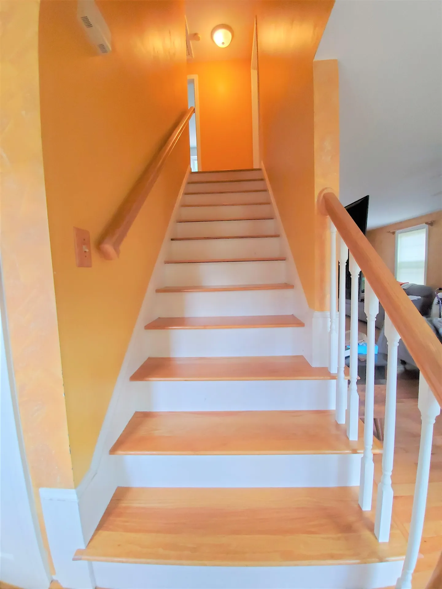 21 Fraser Drive Salem NH 03079