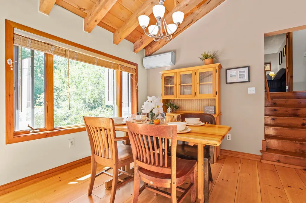 8 Valentine Drive Barrington NH 03825