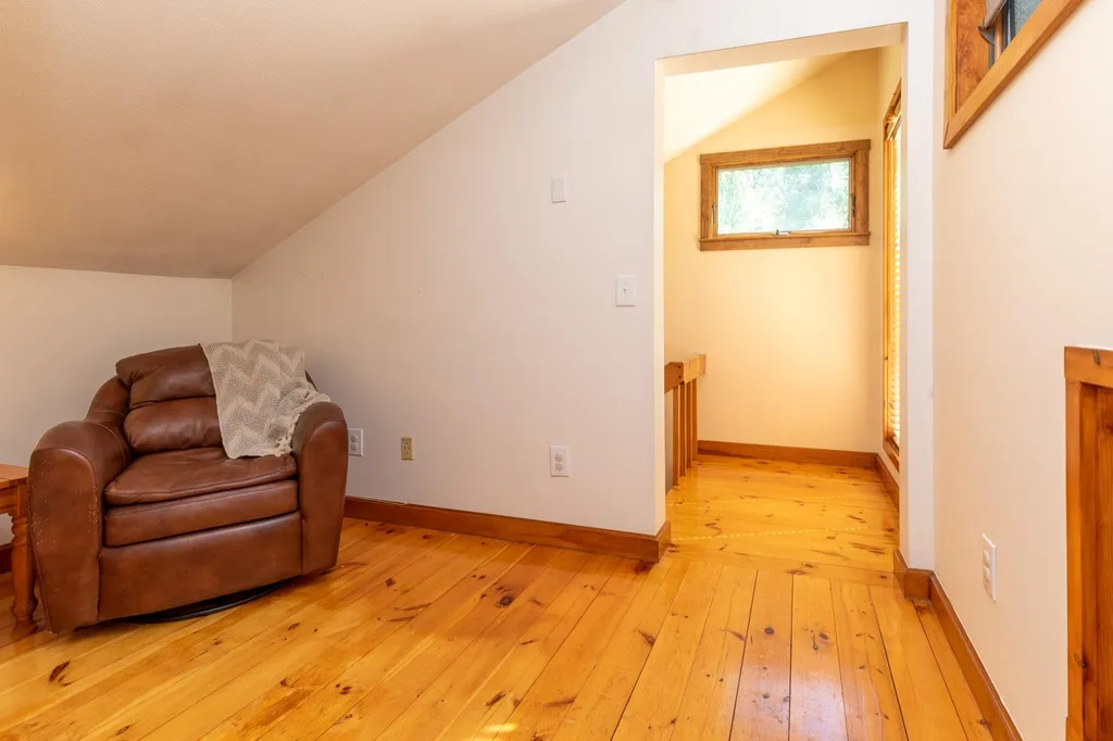 8 Valentine Drive Barrington NH 03825