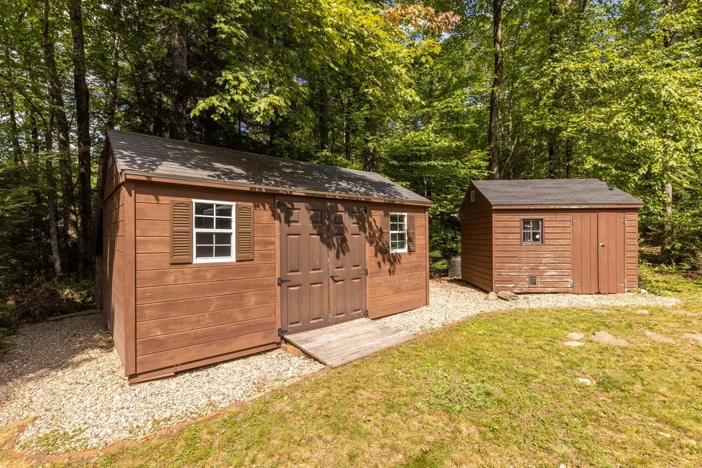 8 Valentine Drive Barrington NH 03825